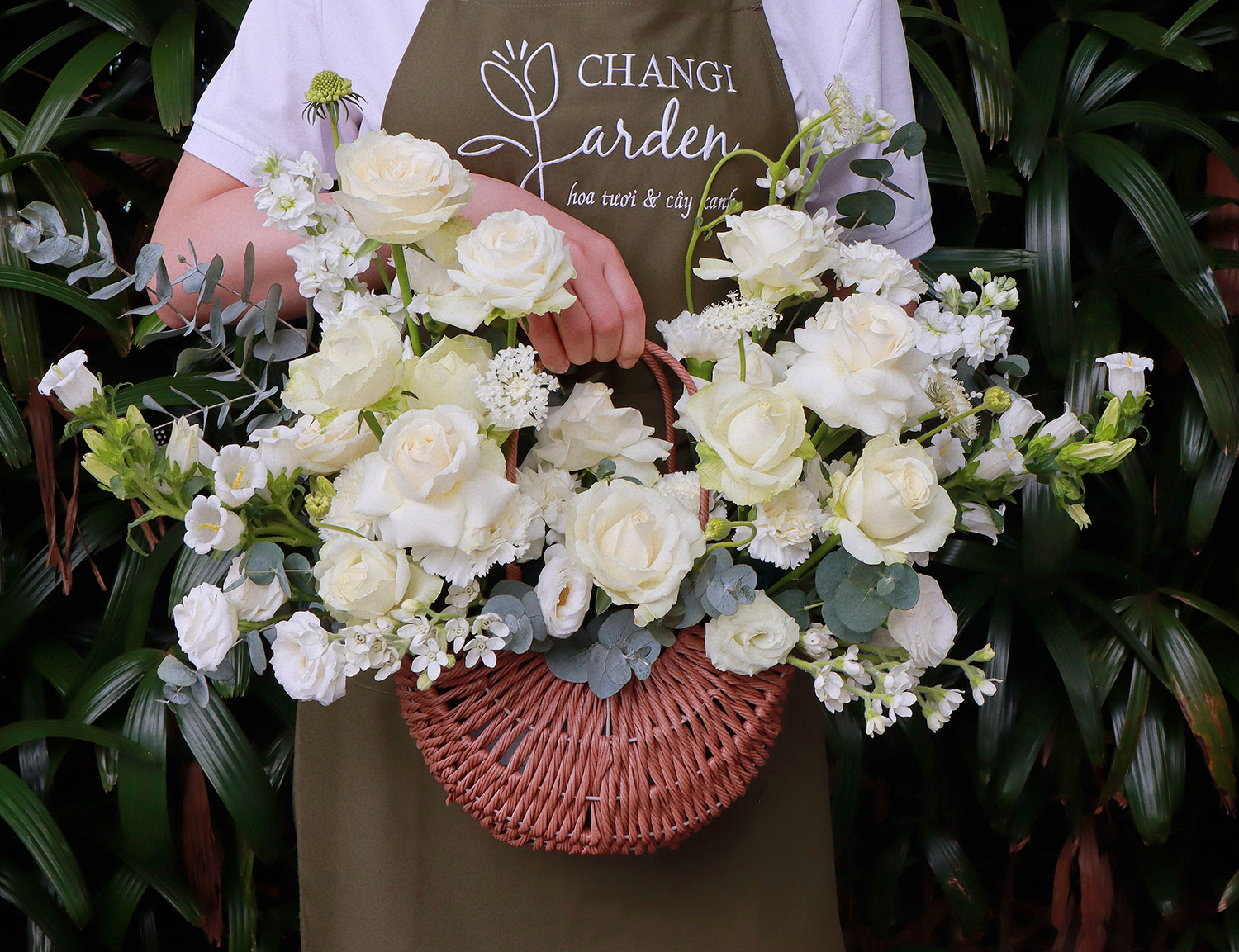 Hoa giỏ mây Trứng 03