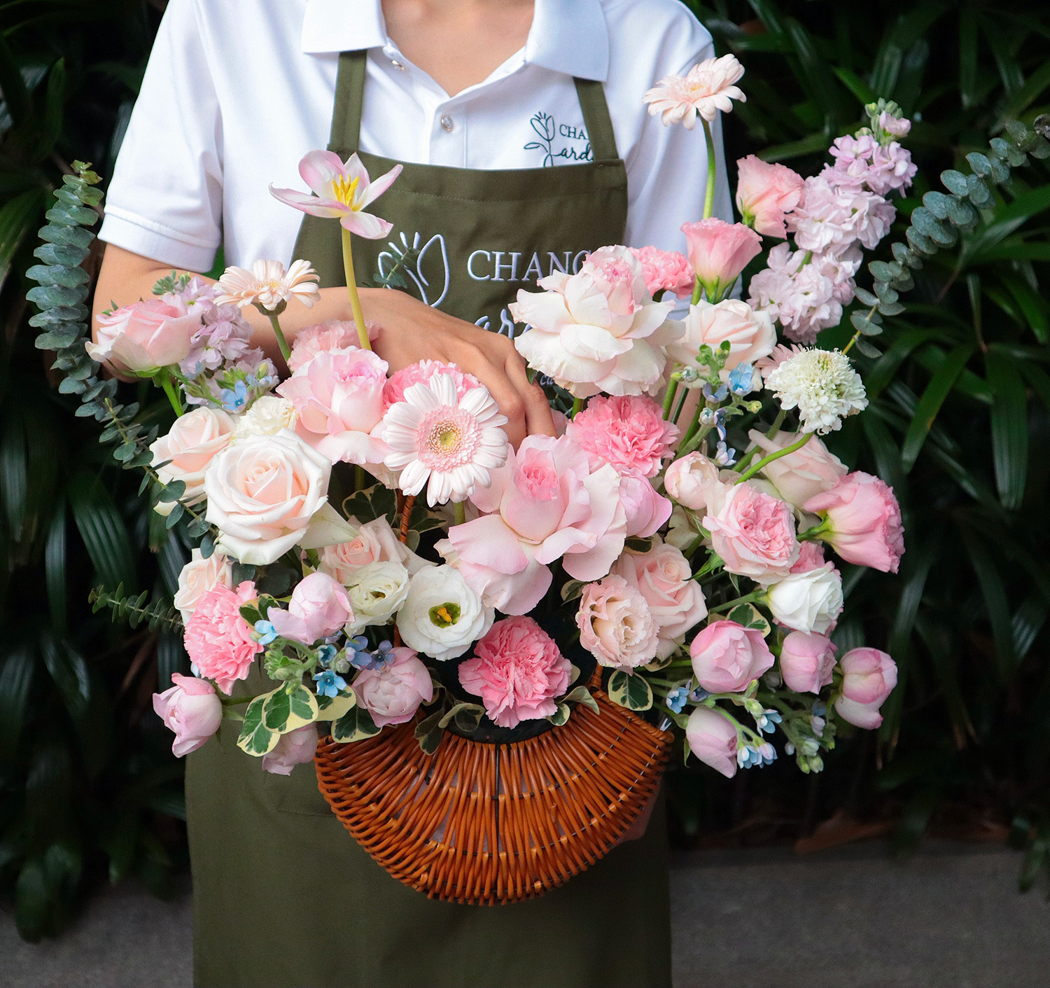Hoa giỏ mây Trứng 02